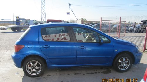 Dezmembrez peugeot 307