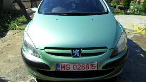 Dezmembrez Peugeot 307