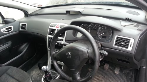 Dezmembrez Peugeot 307sw, 1.6Hdi, 90cp, an 2007