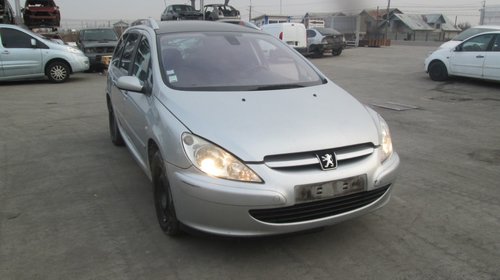 Dezmembrez Peugeot 307SW motor 1.6hdi