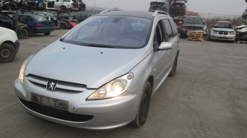 Dezmembrez Peugeot 307SW motor 1.6hdi