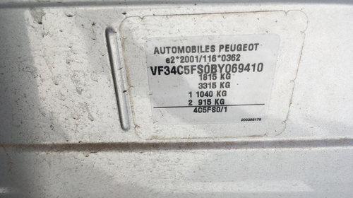 Dezmembrez Peugeot 308 2011 Hatchback 1.6 benzina