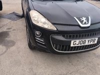 Dezmembrez Peugeot 4007 2.2 diesel