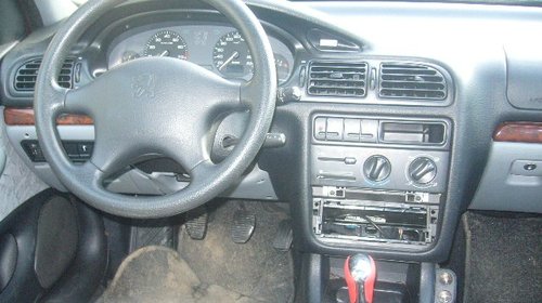 Dezmembrez Peugeot 406 1.8 b an 96