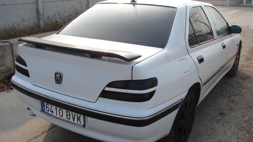 Dezmembrez Peugeot 406 din 2002