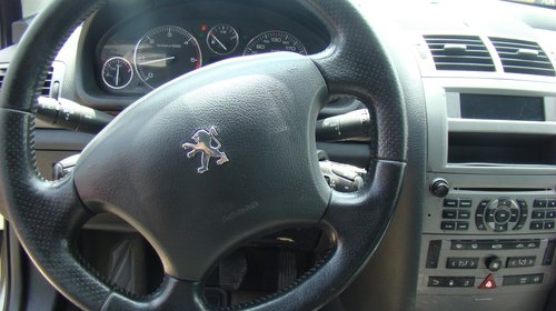 Dezmembrez Peugeot 407