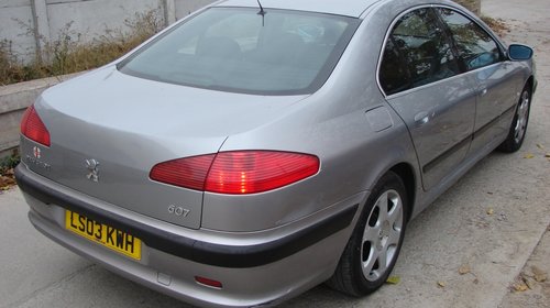 Dezmembrez Peugeot 607 din 2003