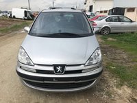 Dezmembrez Peugeot 807 2.2 hdi