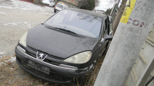Dezmembrez Peugeot 807 (E) 2002 - Prezent 2.0 HDi RHT (DW10ATED4) ( CP: 107, KW: 79, CCM: 1997 ) Motorina