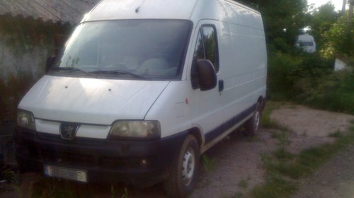 Dezmembrez peugeot boxer 2.8 hdi din 2005