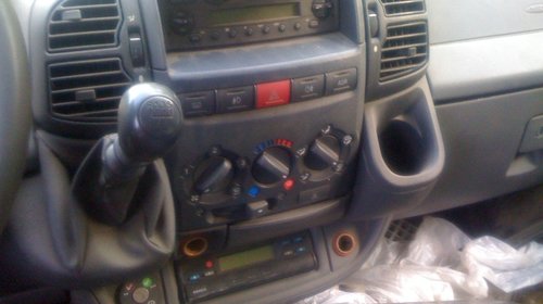 Dezmembrez peugeot boxer 2.8 hdi din 2005