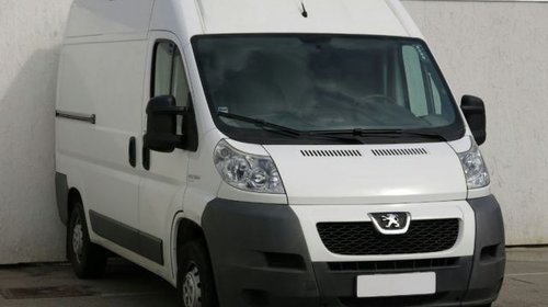 Dezmembrez Peugeot Boxer 2009 -motor 2.2hdi o