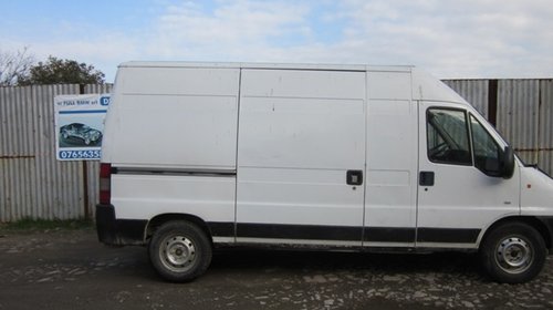 Dezmembrez Peugeot Boxer