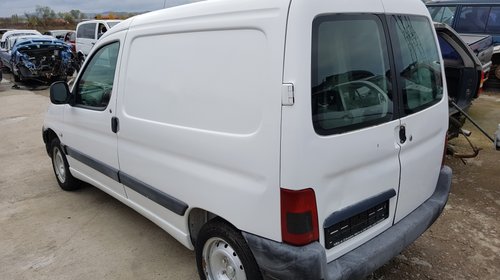 Dezmembrez Peugeot Partner 1.9d 2002