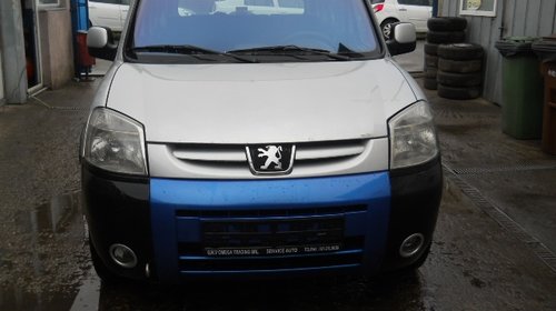 Dezmembrez Peugeot Partner 2007 cu locuri 1.6