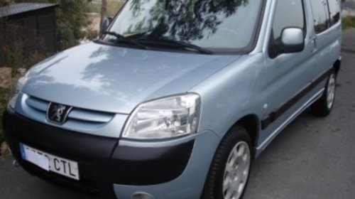 Dezmembrez Peugeot Partner2.0 HDI