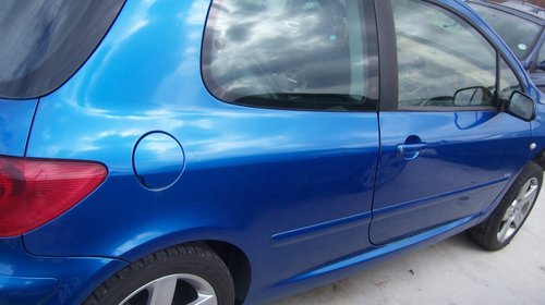 Dezmembrez peugeout 307 2.0 hdi