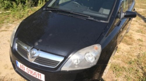 Dezmembrez piese dezmembrari Opel Zafira b 1.