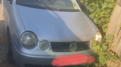 Dezmembrez, piese dezmembrari VW POLO 2001 20