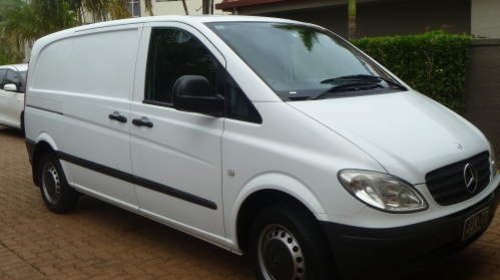 Dezmembrez piese Mercedes Vito 109 2.2Cdi 200