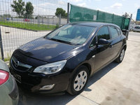 Dezmembrez piese Opel Astra j 1.4i 2012