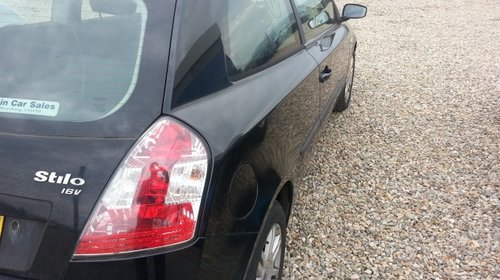 Dezmembrez piese pentru Fiat Stilo