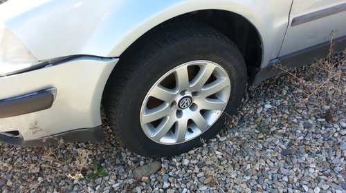 Dezmembrez piese pentru VW Passat 1.9TDI