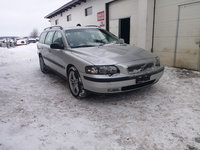 Dezmembrez Piese Sh Volvo V70 2.4D Euro 3 Model 2003