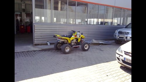 Dezmembrez quad Suzuki LTZ 400