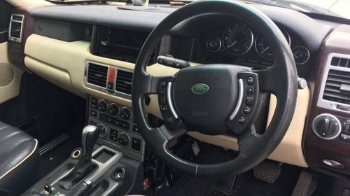 Dezmembrez Range Rover Vogue L322 3.0 d diesel 4.4 benzina dezmembrari