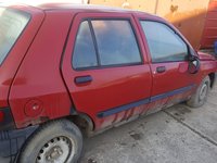Dezmembrez Renault Clio 1 1.4 benzina