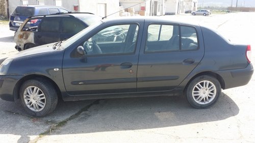 Dezmembrez Renault Clio 1.5 DCI