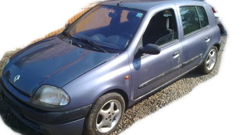 Dezmembrez RENAULT CLIO 2. 1.2 benzina 2000