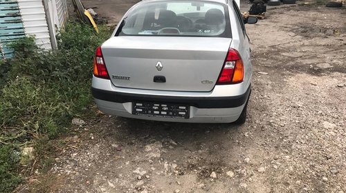 Dezmembrez Renault Clio 2 1.4i din 2003