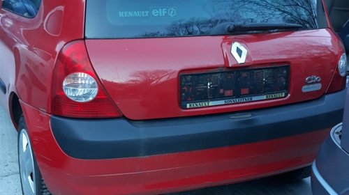 Dezmembrez Renault Clio 2 2002 Hatchback 1.5