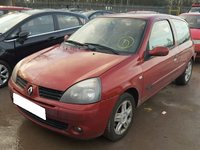 Dezmembrez Renault Clio 2, fabr. 2005, 1.2i 8V