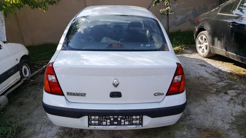 Dezmembrez Renault Clio 2/ II 1998 - 2012, 1.