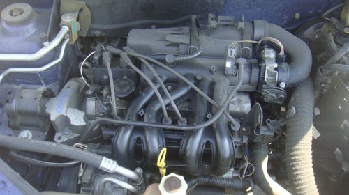 Dezmembrez renault clio 2001, 1.2 benzina