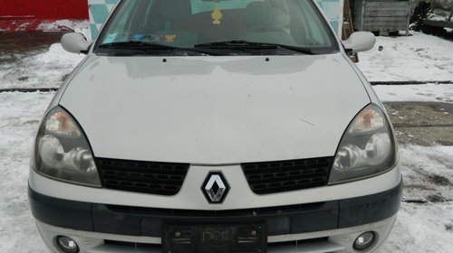 Dezmembrez Renault Clio , 2001-2003-2005