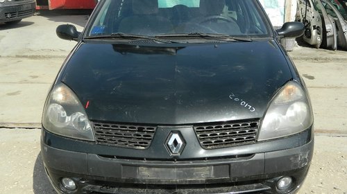 Dezmembrez Renault Clio , 2001-2005