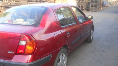 Dezmembrez Renault Clio 2002 berlina 1.4