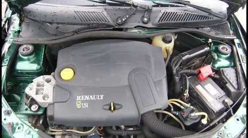 Dezmembrez Renault clio 2003 1.5 dci