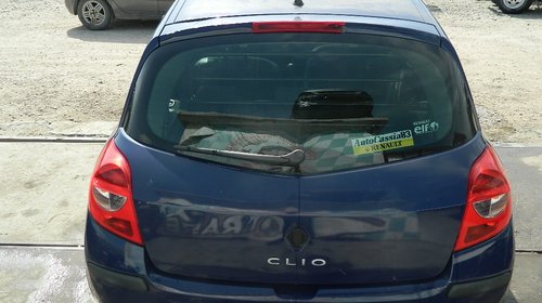 Dezmembrez Renault Clio , 2005-2009 , motor 1.5 Diesel