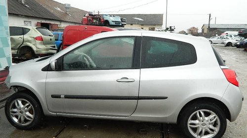 Dezmembrez Renault Clio , 2005-2009