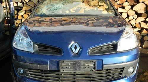 Dezmembrez Renault Clio , 2005-2009