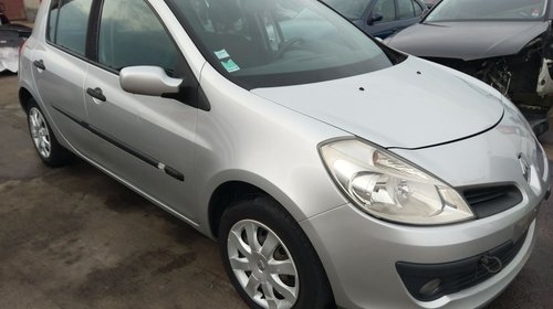 Dezmembrez Renault Clio 2008 HATCHBACK 1.5 DCI