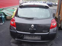 Dezmembrez Renault Clio 3 1.5 DCI 2006