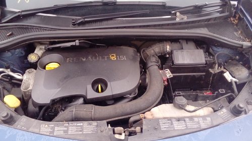 Dezmembrez Renault Clio 3 an 2007 motor 1.5 dci
