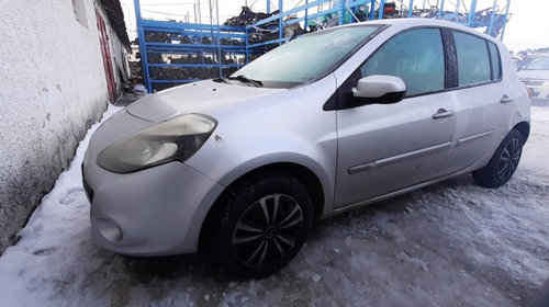 Dezmembrez Renault Clio 3 din 2010