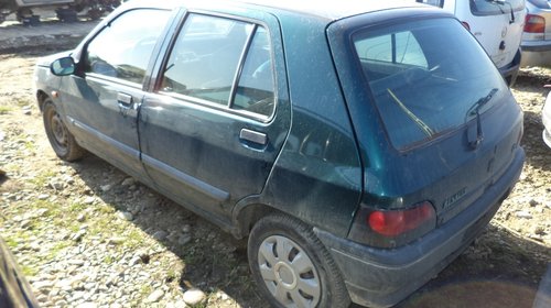 Dezmembrez Renault Clio 96 1,2